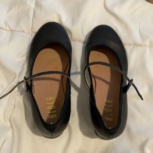 Bloch tap shoes